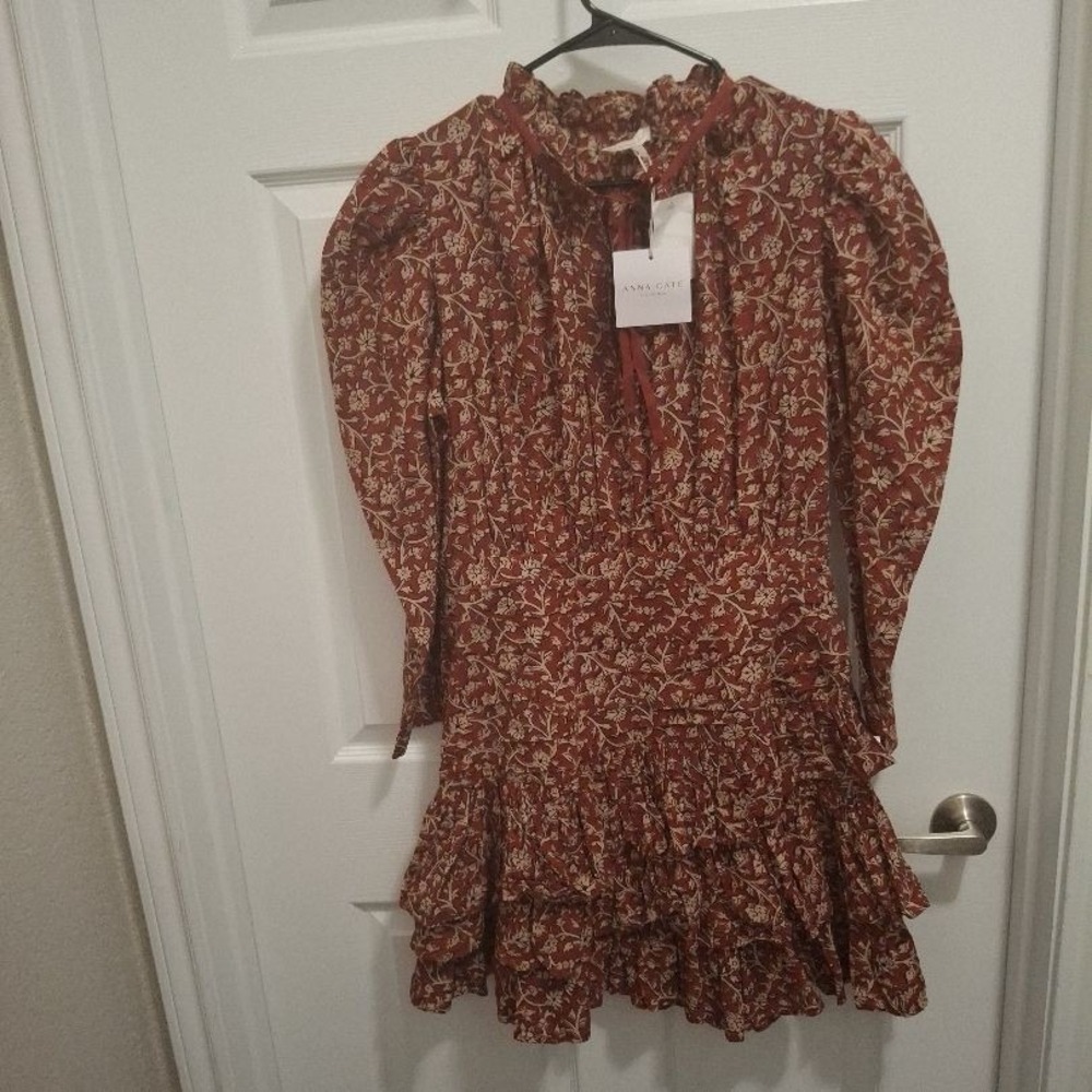 NWT ANNA CATE Medium Brown Isabella Red Vine Floral Tiered Ruffle Mini Dress